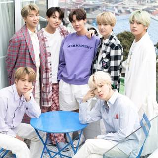 BTS iPhone HD wallpaper