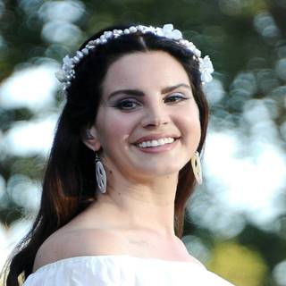 Lana Del Rey Lust For Life wallpaper