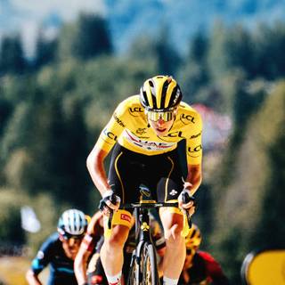 Jonas Vingegaard wallpaper