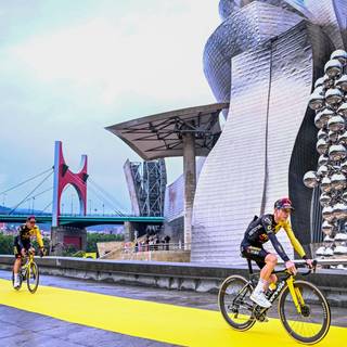 Jonas Vingegaard wallpaper