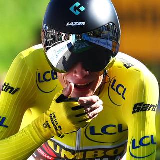 Jonas Vingegaard wallpaper