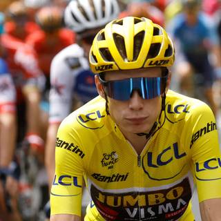 Jonas Vingegaard wallpaper