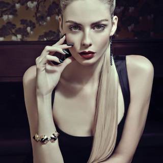 Tamsin Egerton wallpaper