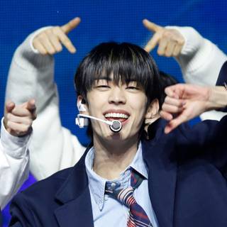 TWS Dohoon wallpaper