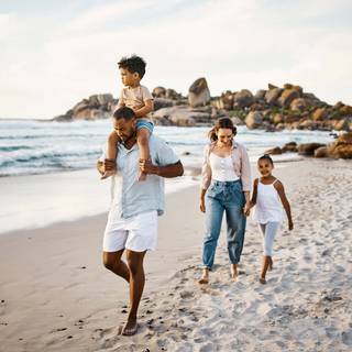 Family travel wallpaper