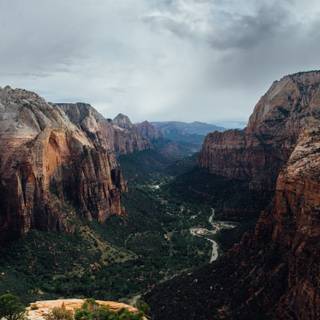 Angels Landing wallpaper