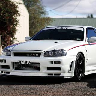 R34 white wallpaper