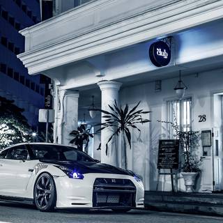GTR white wallpaper