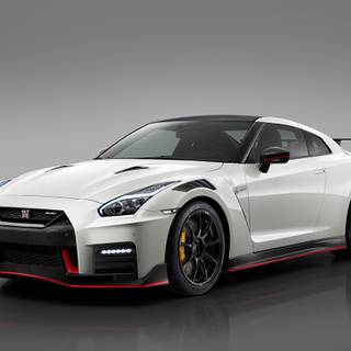 GTR white wallpaper