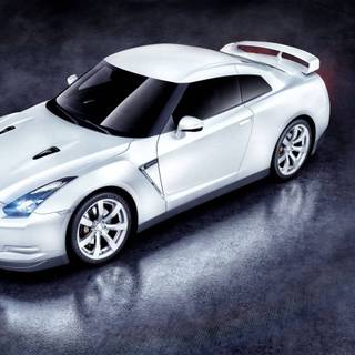 GTR white wallpaper