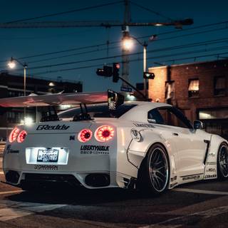 GTR white wallpaper