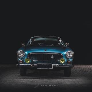 Volvo P1800 wallpaper