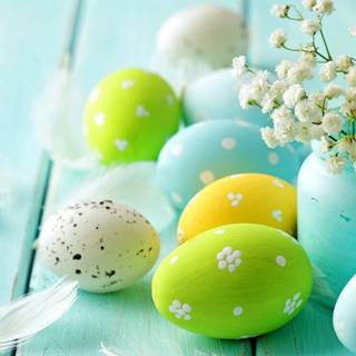 1366x768 Easter wallpaper