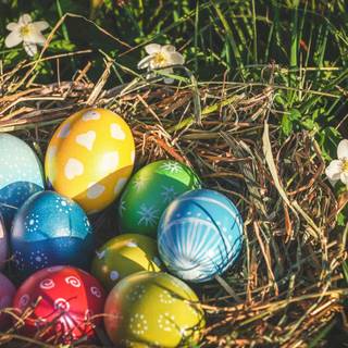 1366x768 Easter wallpaper