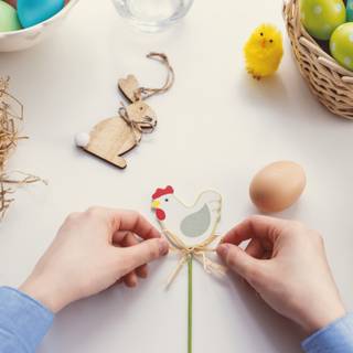 1366x768 Easter wallpaper