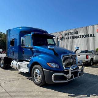 2024 truck wallpaper