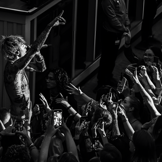 4k PC music wallpaper