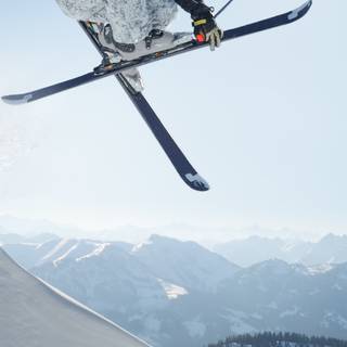 Skiing iPhone wallpaper
