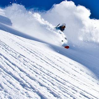 Skiing iPhone wallpaper