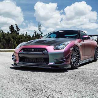 R35 Pink wallpaper