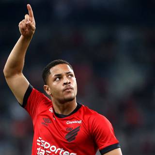 Vitor Roque wallpaper