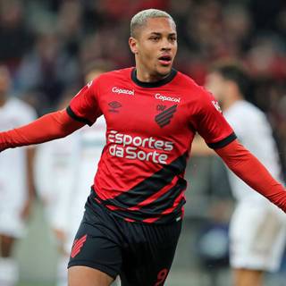 Vitor Roque wallpaper