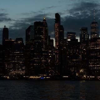 iPhone city night wallpaper