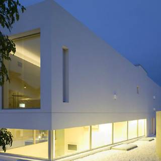 Modern house iPhone wallpaper