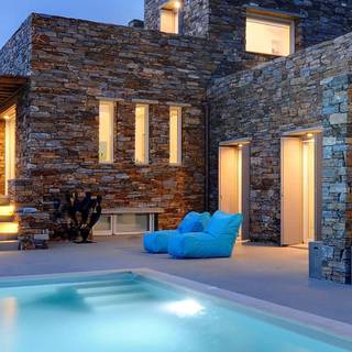 Modern house iPhone wallpaper