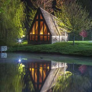 Modern house iPhone wallpaper