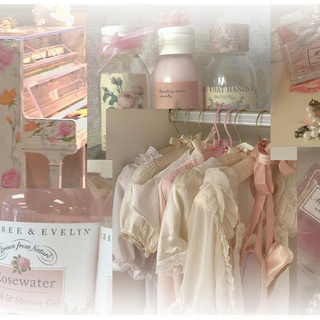 Coquette pink wallpaper