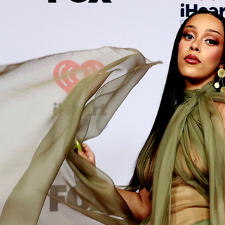 Doja Cat Planet Her computer wallpaper