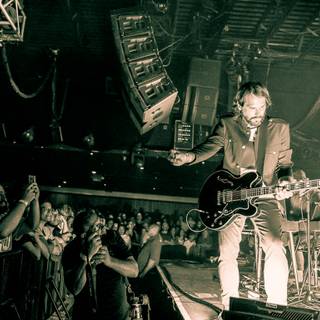 Silversun Pickups wallpaper