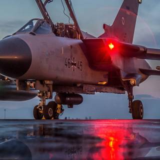 Tornado jet wallpaper