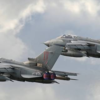 Tornado jet wallpaper