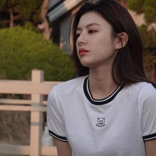 Go Yoon Jung desktop wallpaper