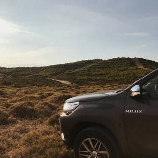 Toyota Hilux iPhone wallpaper