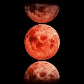 Red moon iPhone wallpaper
