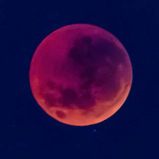 Red moon iPhone wallpaper