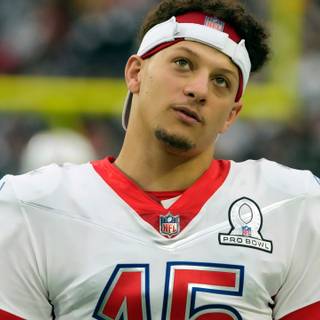 Patrick Mahomes 2024 wallpaper