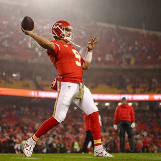 Patrick Mahomes 2024 wallpaper