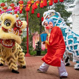 Dragon dance wallpaper