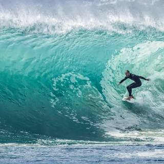 Big wave surfing wallpaper