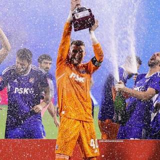 Dominik Livaković wallpaper