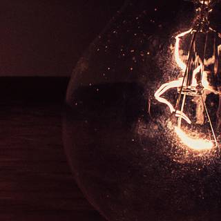 iPhone lamp wallpaper