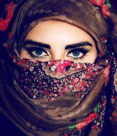 Arabian beautiful girls wallpaper