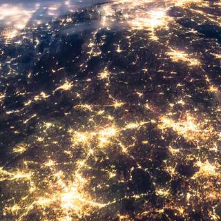 iPhone 13 Earth wallpaper