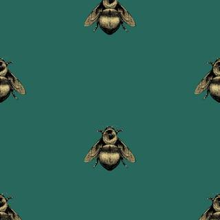 iPhone bee wallpaper