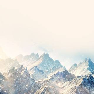Simple winter mountains wallpaper