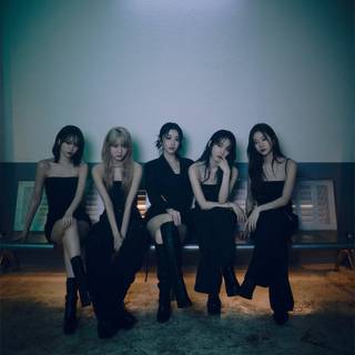 Le Sserafim 2024 wallpaper